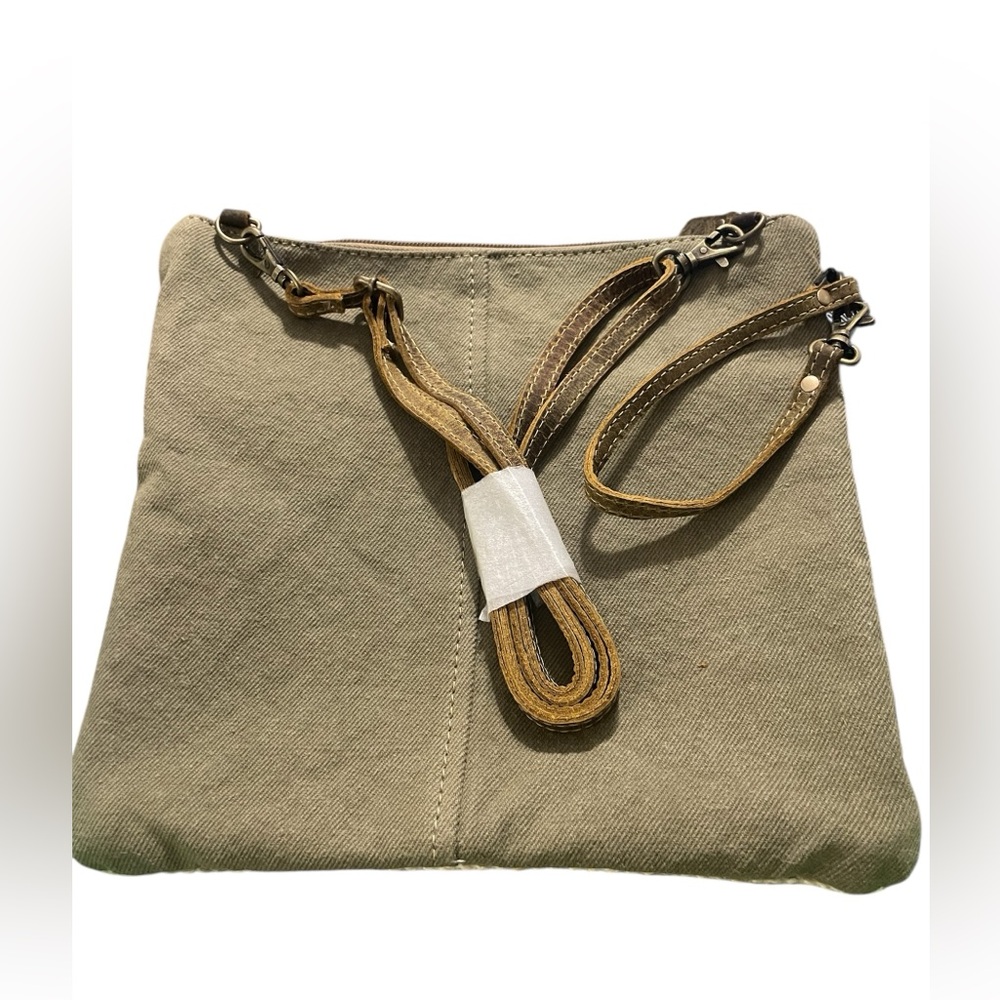NWT Myra Bag Handcrafted Tan and Brown Leather Heavy Rug & Canvas Women's Bag - Picture 7 of 11